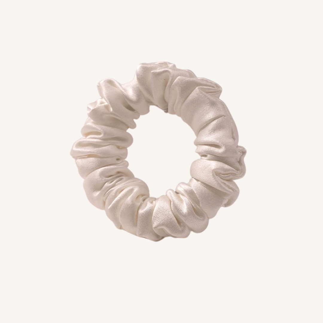 100% Mulberry Silk Scrunchie – Luxury & Hair-Friendly